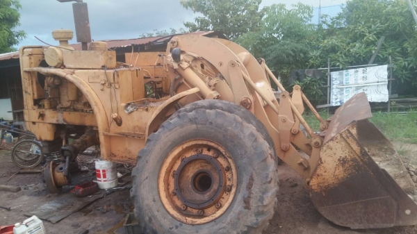 ขายรถตัก CAT 922 ตามสภาพ ขายรถตัก CAT 922 ตามสภาพ