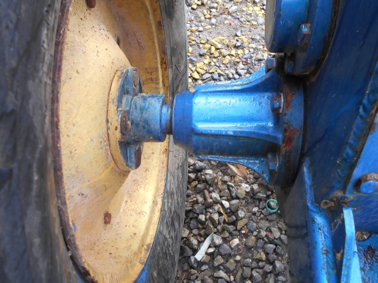 ขายตัวรุ้งเพชรสภาพสวยๆยังไมเคยเปิดครับ 0810074646 ครับ