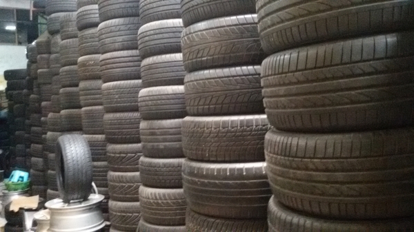 ฝากขายแม็กบราบัส Block 6 ขอบ19เดิมๆรู112 ใส่ BENZ AUDI