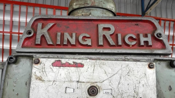 Milling มิลลิ่งใต้หวัน M4 KING RICH ฟีดออโต้ ซ้าย/ขวา ไฟ 380V พร้อมใช้