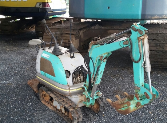 ขาย แบ็คโค จิ๋ว พร้อมใช้สภาพเก่านอก