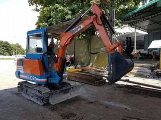 รถขุด KUBOTA รุ่น KH021 สภาพสวย ออกงานได้เลย