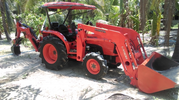 ชุดขุดติดท้ายแทรคเตอร์ ชุดขุดติดท้ายแทรคเตอร์