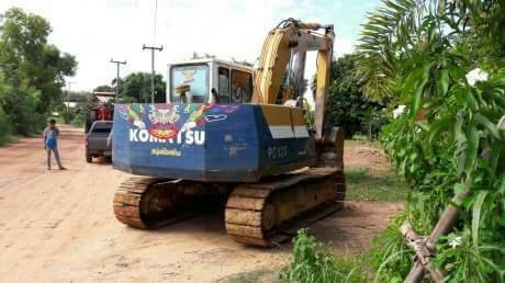 KOMATSU 415,000 บาท PC120-5 เครื่องดี ปั้มดี (ไฟฟ้าตัด) โช่หนา ช่วงล่างพอใช้ เอกสารสัญญาซื้อขาย  รถอยู่ จ.สุรินทร์.  090-772-3710 090-772-3708
