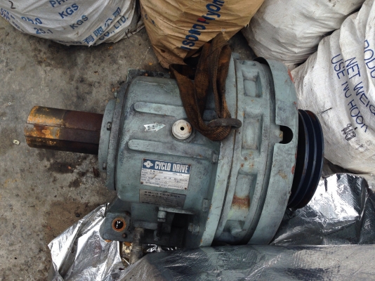 ขายหัวเกียร์ทดรอบ Cycro drive Sumitomo ขนาดใส่กับมอเตอร์ 30HP. made in Japan อัตราทด 1:29 สภาพสวยมาก หมุนนิ่ม แรงบิดมาก พร้อมใช้งาน
