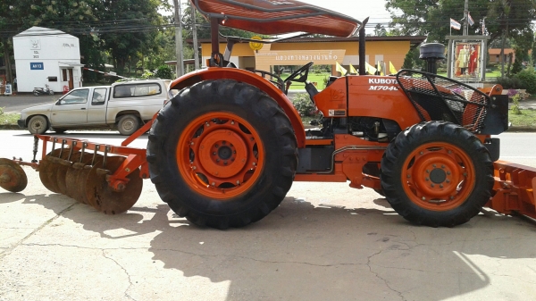 ขายรถแทรกเตอร์คูโบต้า รุ่น M70 ขายรถแทรกเตอร์คูโบต้า รุ่น M70