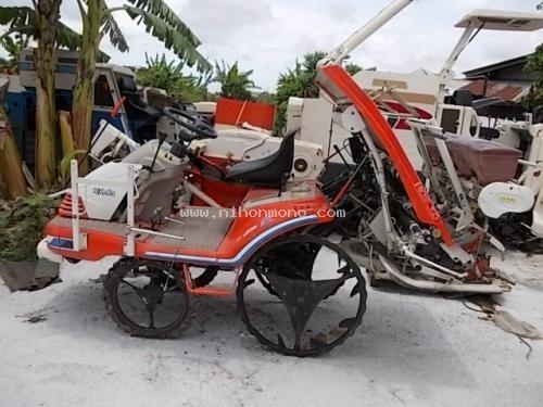 รถปลูกข้าวดำนานั่งขับ รหัสสินค้า : 80802589