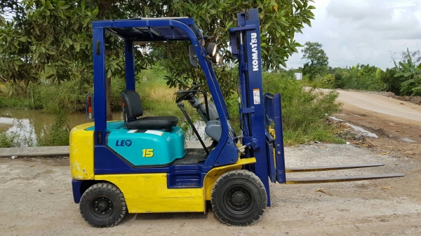 ขายด่วนรถยกKOMATSU FG15-16 ยก1.5ตันเสาสูง3เมตรแผงสไลย์รถนอกนำเข้ายังไม่เคยใช้งานในเมืองไทยเลย=รุ่นใหม่ขายถูกๆๆ