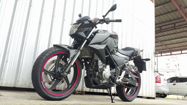 CB300f 2015 รถบ้านใช้งานน้อย สวยมาก ราคาต่อรองได้