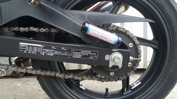 CB300f 2015 สีแดงสด รถบ้านใช้งานน้อย แต่งพอสวยงาม ต่อรองได้ครับ