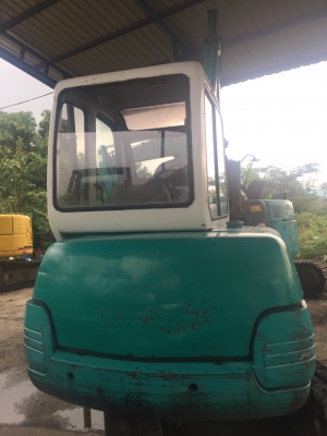 ขายรถขุดเก่าญี่ปุ่น komatsu pc30-7 รถพร้อมใช้งานเอกสารอินวอย สนใจโทร061-6532306 รถเก่านอก100\%