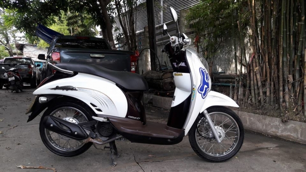 ขายลูกเดียว scoopy i หัวฉีดสวยๆ ปี2554 รถบ้าน เครื่องดี