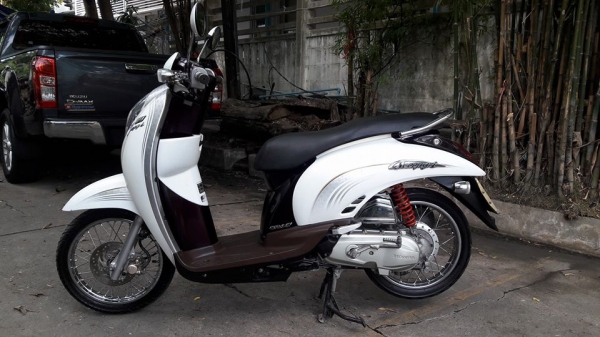 ขายลูกเดียว scoopy i หัวฉีดสวยๆ ปี2554 รถบ้าน เครื่องดี ขายลูกเดียว scoopy i หัวฉีดสวยๆ ปี2554 รถบ้าน เครื่องดี