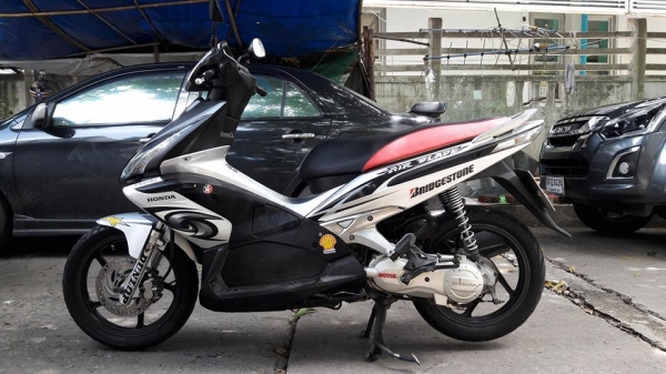 ขายลูกเดียว air blade110 พร้อมขับ ปี2550 รถบ้าน เครื่องดี