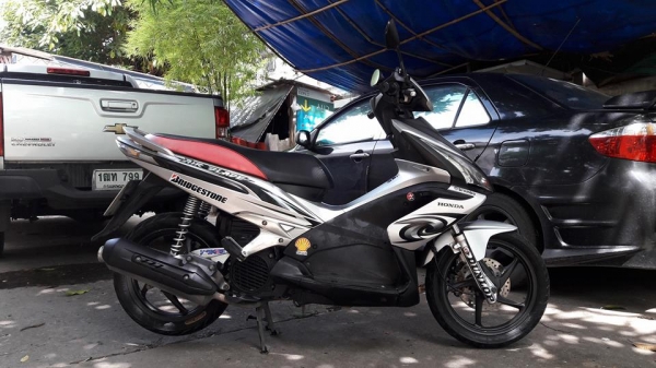 ขายลูกเดียว air blade110 พร้อมขับ ปี2550 รถบ้าน เครื่องดี