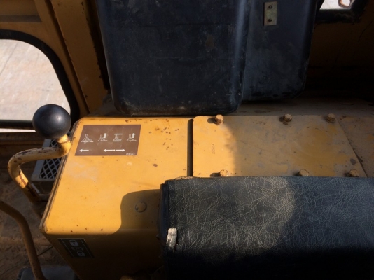 CAT D5B SN: 47X00545 เครื่อง 10Z เกียร์ตัด นำเข้าจากญี่ปุ่น ถึงไทยแล้วครับ CAT D5B SN: 47X00545 เครื่อง 10Z เกียร์ตัด นำเข้าจากญี่ปุ่น ถึงไทยแล้วครับ