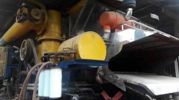 ขายรถเกี่ยวข้าวพรกินรี ขายรถเกี่ยวข้าวพรกินรี