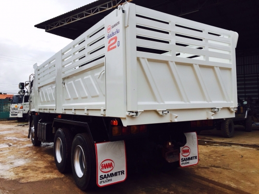 ขายรถสิบล้อดัมพ์ HINO เครื่อง 344 แรง สค.ปี 56 รุ่น 50 ปีทอง ท่อไอเสียตัวS กระบะดัมพ์สามมิตรต่อใหม่ทั้งลูก เครื่องดี ยางใหม่ ภายในสวย มีระบบลากพ่วง พร้อมใช้งานสุดๆ