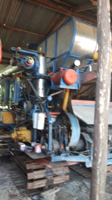 ขายรถเกี่ยวข้าว พ.เจริญ ทำตู้ใหม่ ช่วงล่าง10ปั๊ม22 อุ้ม2.5ตัน เครื่องอีซูซุ6BG1เทอร์โบว์ พร้อมทำงาน