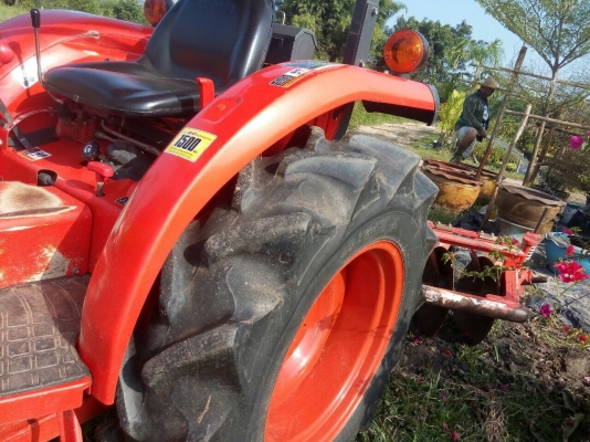 Kubota L3608SP หาง6 ใบดัน ปี57 ชั่วโมงน้อย1,300ชั่วโมง สวยพร้อมใช้