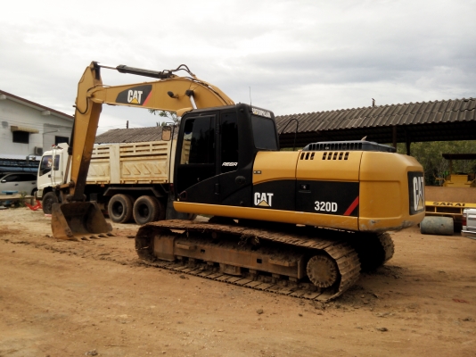 ขายรถแบคโฮ CAT 320 D ไมล์ 11000 ชม.เอกสารเล่มทะเบียน ราคา 1650000 ขายรถแบคโฮ CAT 320 D ไมล์ 11000 ชม.เอกสารเล่มทะเบียน ราคา 1650000