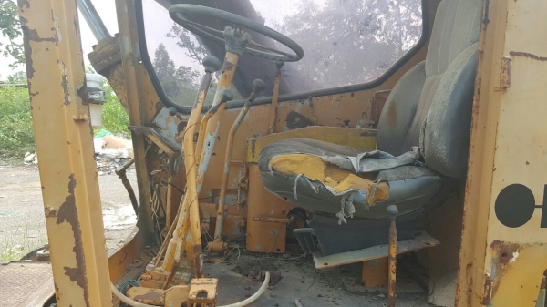 ขาย แบคโฮ KOMATSU PC60 ล้อยาง 6 ล้อ รถใช้งานได้ปกติ ราคาต่อรองได้ครับ ขาย แบคโฮ KOMATSU PC60 ล้อยาง 6 ล้อ รถใช้งานได้ปกติ ราคาต่อรองได้ครับ