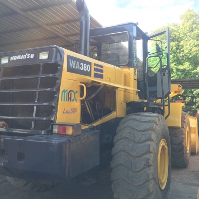 ขายรถตักล้อยาง KOMATSU WA380 เอกสารอินวอย ราคา 1050000