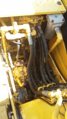 ขายรถแบคโฮ KOMATSU PC130-8 เอกสารอินวอย 11623 ชม.ราคา 1380000 ขายรถแบคโฮ KOMATSU PC130-8 เอกสารอินวอย 11623 ชม.ราคา 1380000