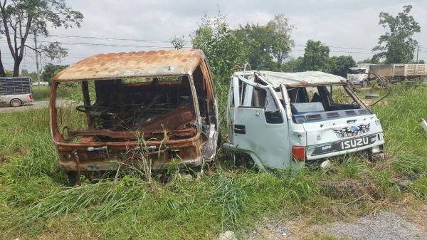 ขายตามสภาพ ไม่แยกขาย หัวเก๋ง ISUZU ROCKY และหัวเก๋ง HINO สิงห์ไฮเทค จะซื้อจริงค่อยโทรมานะครับ ขายตามสภาพ ไม่แยกขาย หัวเก๋ง ISUZU ROCKY และหัวเก๋ง HINO สิงห์ไฮเทค จะซื้อจริงค่อยโทรมานะครับ