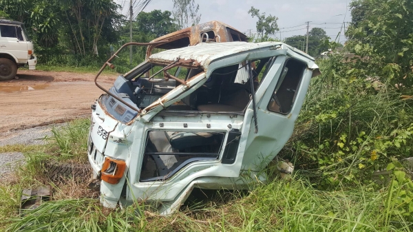 ขายตามสภาพ ไม่แยกขาย หัวเก๋ง ISUZU ROCKY และหัวเก๋ง HINO สิงห์ไฮเทค จะซื้อจริงค่อยโทรมานะครับ ขายตามสภาพ ไม่แยกขาย หัวเก๋ง ISUZU ROCKY และหัวเก๋ง HINO สิงห์ไฮเทค จะซื้อจริงค่อยโทรมานะครับ