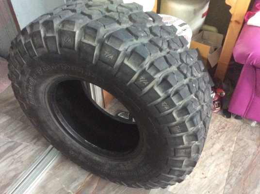 ขายยางBF Mud 32*11.5*15R ไม่มีปะ ไม่บวมมี1เส้น