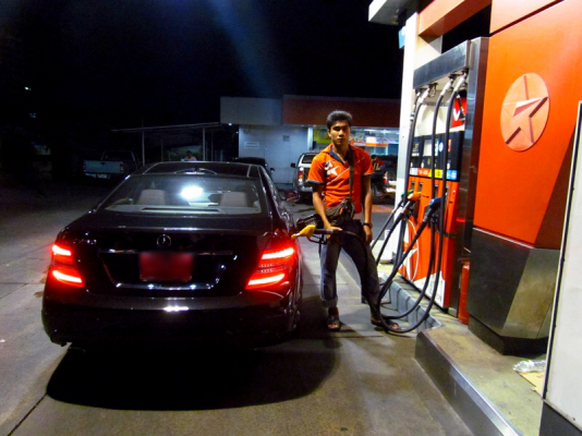 Benz C180 AMG ตัว Coupe สภาพสวย ใช้น้อยมาก ราคาไม่แพง