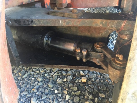 ขายรถยก Nissan  ยก2ตัน เสาสูง3เมตร ยางตัน4เส้น นำเข้าจากญี่ปุ่นแท้ๆ ยังไม่เคยใช้งานเมืองไทย สนใจติดต่อ 081-948-5494