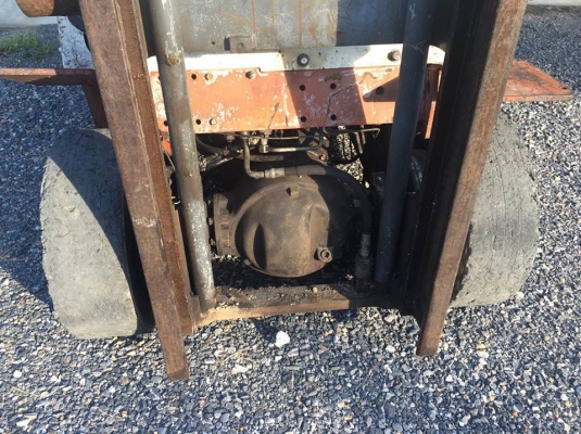 ขายรถยก Nissan  ยก2ตัน เสาสูง3เมตร ยางตัน4เส้น นำเข้าจากญี่ปุ่นแท้ๆ ยังไม่เคยใช้งานเมืองไทย สนใจติดต่อ 081-948-5494