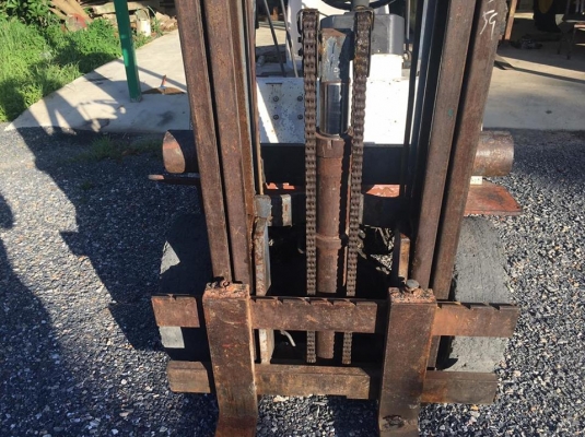 ขายรถยก Nissan  ยก2ตัน เสาสูง3เมตร ยางตัน4เส้น นำเข้าจากญี่ปุ่นแท้ๆ ยังไม่เคยใช้งานเมืองไทย สนใจติดต่อ 081-948-5494