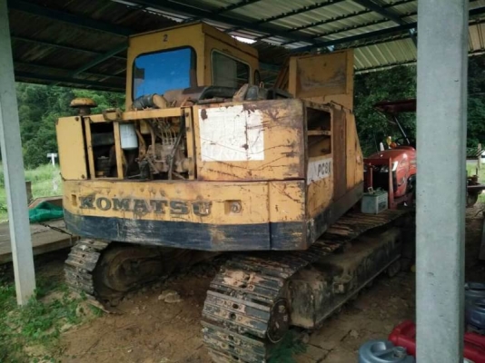 ขาย 235,000 KOMATSU  PC80-2 เครื่องดี ปั้มดี โช่หนา ช่วงล่างพอใช้ เอกสารสัญญาซื้อขาย รถอยู่ จ.ร่อยเอ็ด  090-772-3710 090-772-3708