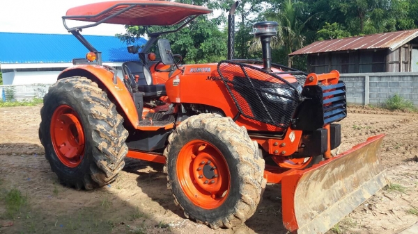 ขายรถไถ คูโบต้า รุ่น M9580 ปี 53 ขายรถไถ คูโบต้า รุ่น M9580 ปี 53