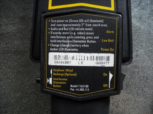 เครื่องตรวจค้นโลหะแบบมือถือ Super Scanner รุ่น 1165180 Made in U.S.A.