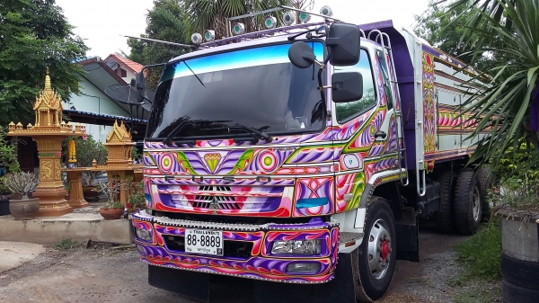 ขายสิบล้อดั๊มสองเพลายูโรที 240 ปี 56 กระบะปิเนียมสวย ๆ ครับ