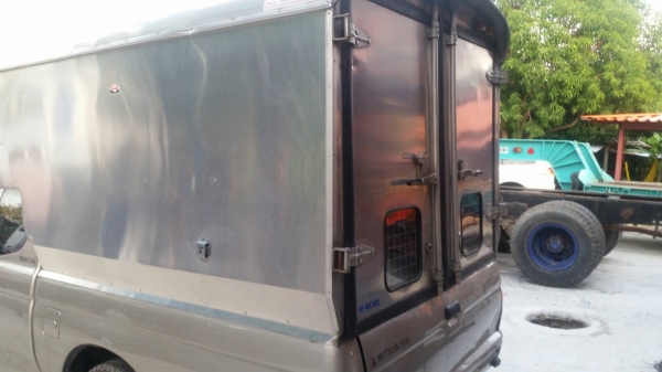 ขาย หลังคาอลูมิเนียม ใส่มิตซู สตาร์ด้า