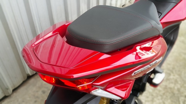 PCX 150 LED ปี2015 รถวิ่งน้อยคนแก่ใช้ถนอม รถสวยแต่งเยอะ ต่อรองได้ PCX 150 LED ปี2015 รถวิ่งน้อยคนแก่ใช้ถนอม รถสวยแต่งเยอะ ต่อรองได้