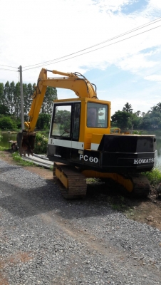 ขาย..KOMATSU PC60-5 เก่าใน...สภาพดี....ปลายพิเศษ....มีลายแย๊ก....เครื่องปั๊มดี....ตรวจเช็คสภาพใหม่...พร้อมใช้....โทร..089-3818694...ดวงนภา ขาย..KOMATSU PC60-5 เก่าใน...สภาพดี....ปลายพิเศษ....มีลายแย๊ก....เครื่องปั๊มดี....ตรวจเช็คสภาพใหม่...พร้อมใช้....โทร..089-3818694...ดวงนภา