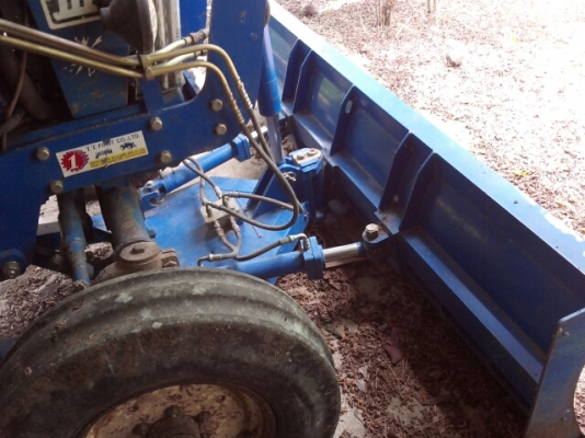 ขายรถไถ FORD 6610 รุ่นยอดนิยมแท้พร้อมใบมีดเกรดเดอร์