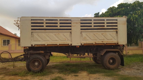 ขาย ลูกพ่วงสามมิตรดั้มสองเพลา ปี 50