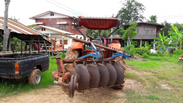 KUBOTA M7040 KUBOTA M7040