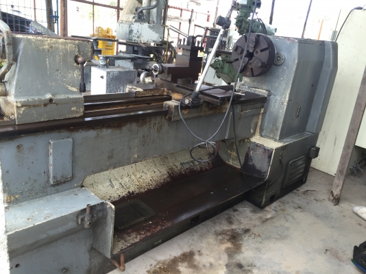 ขายเครื่องกลึง8ฟุตยังงาน1.5เมตรใต้หวันรูเพลา2.2เครื่องเงียบสามขาครบราคาเบาๆ