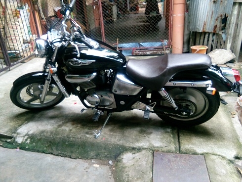 ขายHonda phantom 150 ccเครื่องดีสีสวย ทะเบียนเต็มพร้อมโอนโทร0815850870