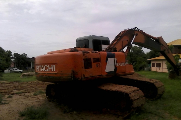 ขายHitachi Ex200-3Super สภาพสวยพร้อมใช้ ต่อคุณอ๊อฟพิจิตร086-737-9991 ขายHitachi Ex200-3Super สภาพสวยพร้อมใช้ ต่อคุณอ๊อฟพิจิตร086-737-9991