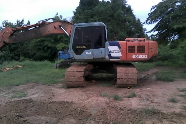 ขายHitachi Ex200-3Super สภาพสวยพร้อมใช้ ต่อคุณอ๊อฟพิจิตร086-737-9991 ขายHitachi Ex200-3Super สภาพสวยพร้อมใช้ ต่อคุณอ๊อฟพิจิตร086-737-9991