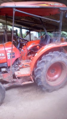 รถไถคูโบต้า3008